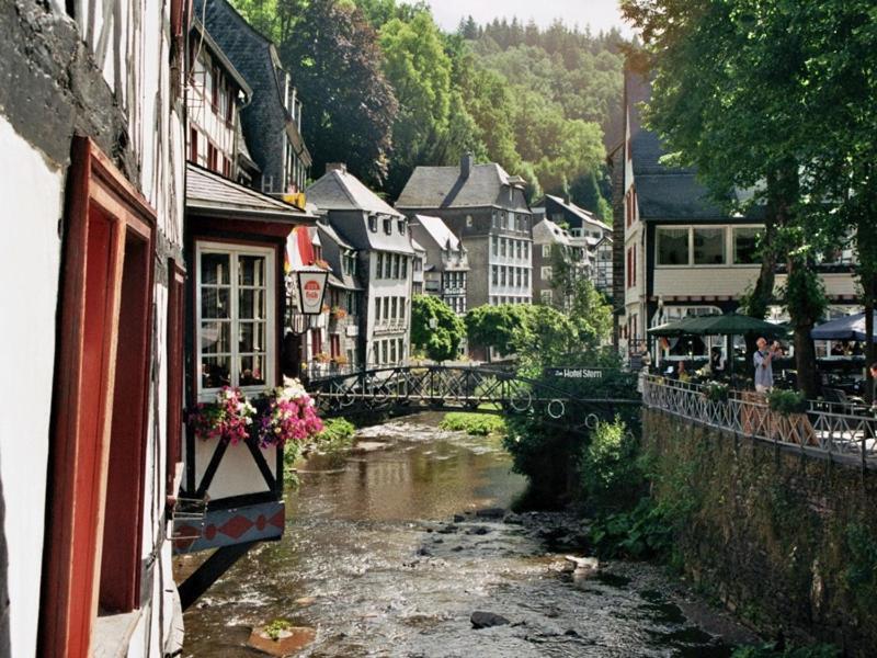 Zur Altstadt 蒙绍 外观 照片